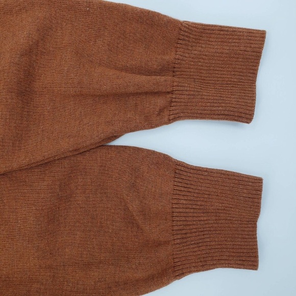 Jos. A. Bank pima cotton V-neck sweater size M - Picture 4 of 11